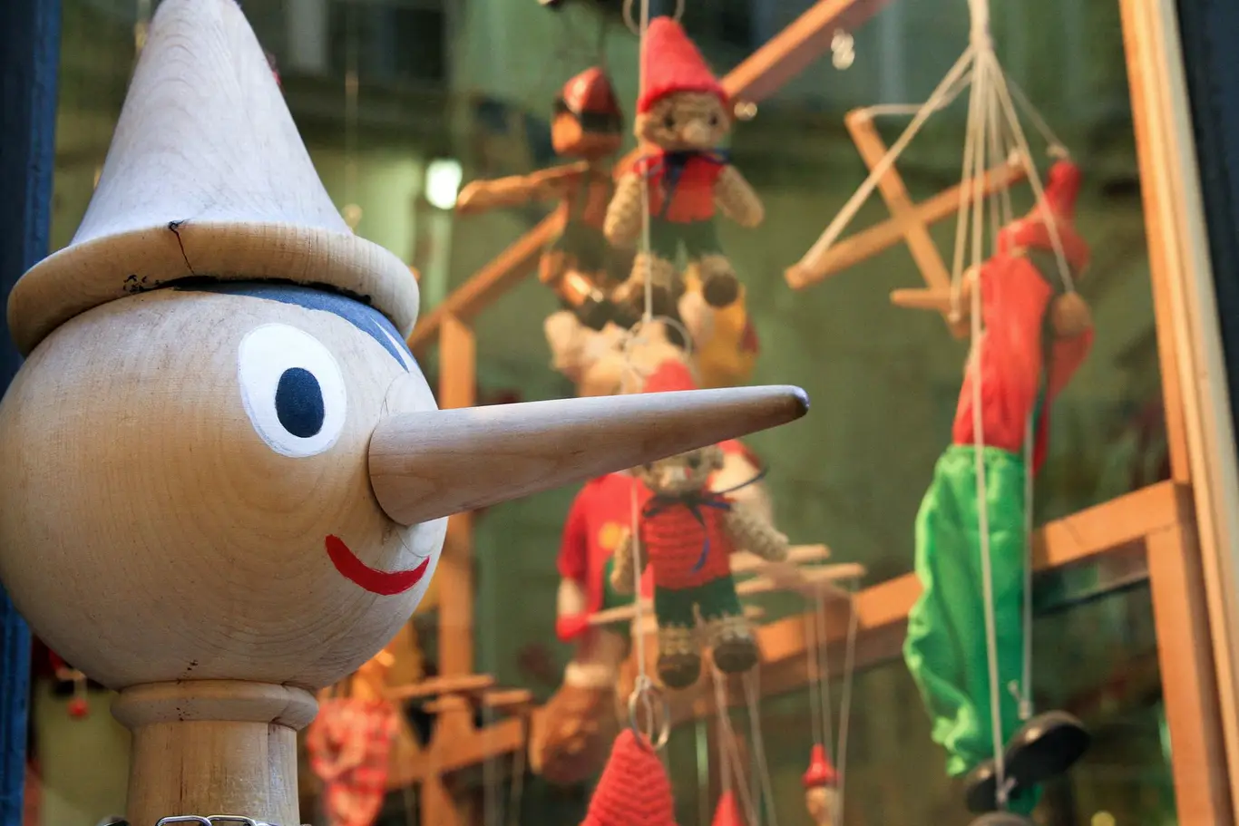 Puppets with real character